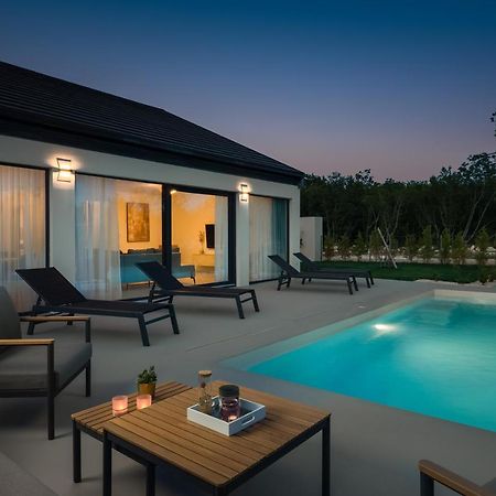 Bandelli Villas Oklaj Eksteriør billede