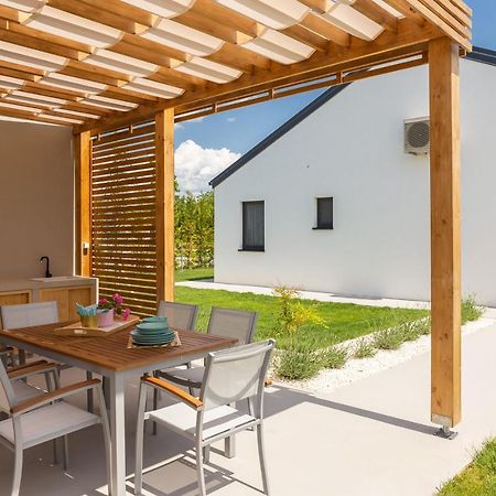 Bandelli Villas Oklaj Eksteriør billede