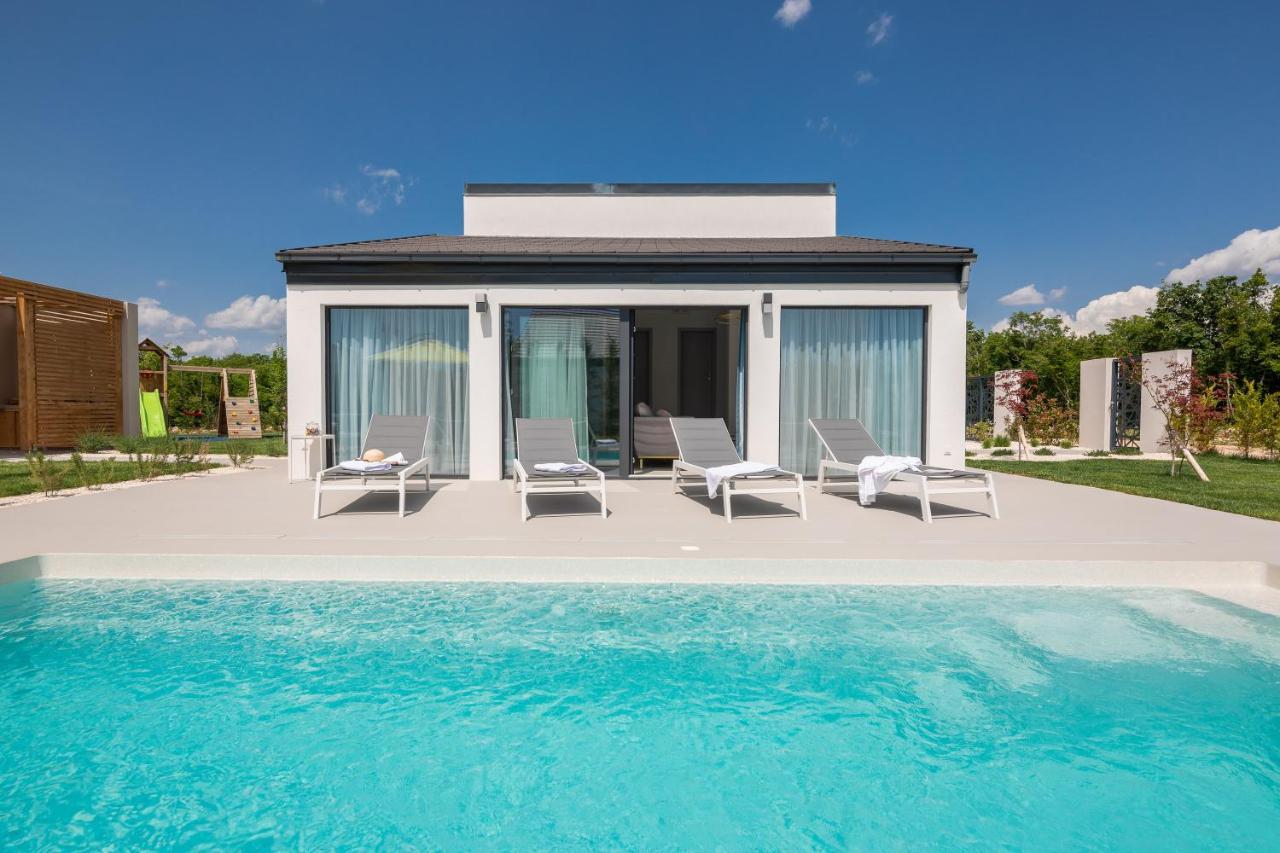 Bandelli Villas Oklaj Eksteriør billede