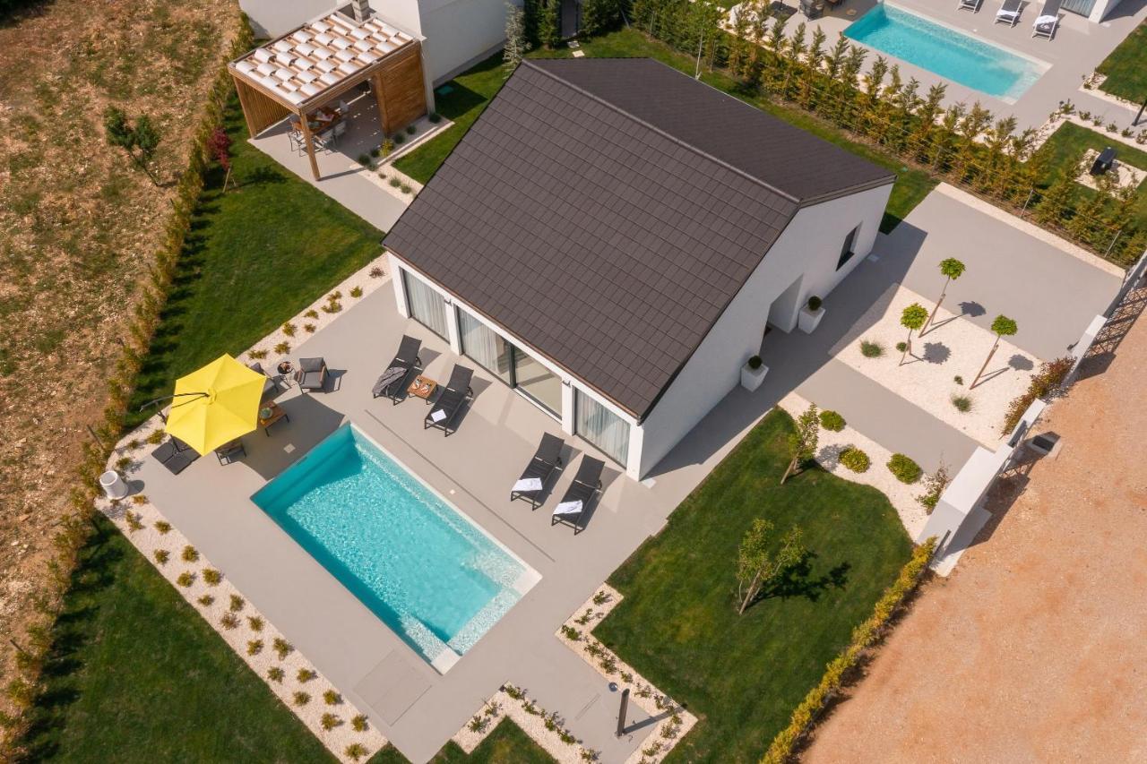 Bandelli Villas Oklaj Eksteriør billede