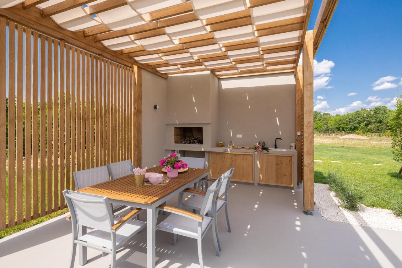Bandelli Villas Oklaj Eksteriør billede