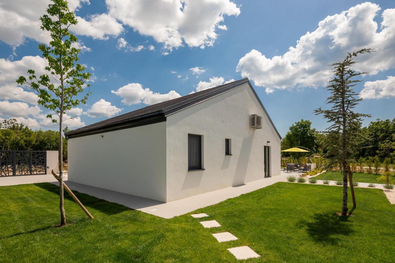 Bandelli Villas Oklaj Eksteriør billede